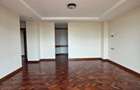 3 Bed Apartment with En Suite in Riverside - 17