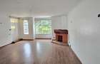 5 Bed Townhouse with En Suite at Lavington Off Convent Drive - 15