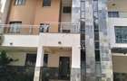 5 Bed Townhouse with En Suite in Lavington - 2