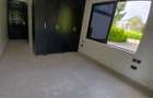 3 Bed House with En Suite in Runda - 8