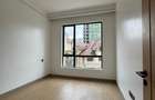 1 Bed Apartment with En Suite at Lavington - 6