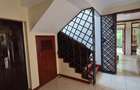 5 Bed Townhouse with En Suite at Rosslyn Garden - 5