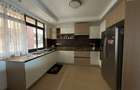 3 Bed Apartment with En Suite in Riverside - 4