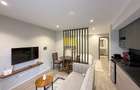 1 Bed Apartment in Rosslyn - 1