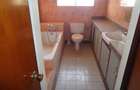 7 Bed House with En Suite in Nyari - 17