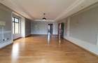 5 Bed Apartment with En Suite in Lavington - 3