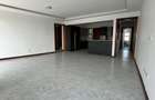 Serviced 2 Bed Apartment with En Suite in Kilimani - 9