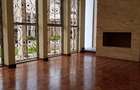5 Bed Townhouse with En Suite at Lavington Road 66 - 8