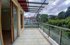 5 Bed Townhouse with En Suite at Riverside Drive - 12
