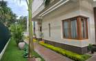 6 Bed Townhouse with En Suite at Lavington Green - 5