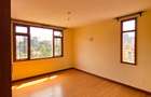 3 Bed Apartment with En Suite at Riverside Drive - 9