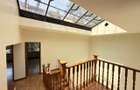 5 Bed Townhouse with En Suite in Brookside - 5
