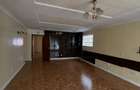 5 Bed Townhouse with En Suite in Lavington - 3