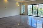 3 Bed Apartment with En Suite in Parklands - 7