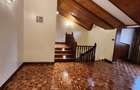 5 Bed House with En Suite at Hardy Area - 16