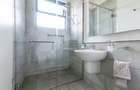 4 Bed Apartment with En Suite in Riverside - 8