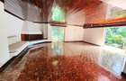 4 Bed House with En Suite at Lavington - 5