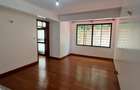 5 Bed Townhouse with En Suite in Lavington - 8