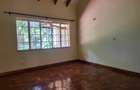 5 Bed Townhouse with En Suite in Rosslyn - 6