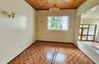 4 Bed House with En Suite in Runda - 12