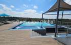 4 Bed Apartment with En Suite in Spring Valley - 3