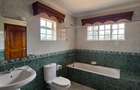 5 Bed House with En Suite in Runda - 12