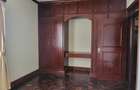 5 Bed House with En Suite in Runda - 11
