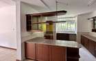 5 Bed House in Rosslyn - 6