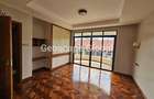 4 Bed Apartment with En Suite in Riverside - 9