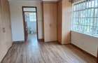 4 Bed Villa with En Suite in Rosslyn - 16