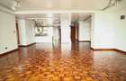3 Bed Apartment with En Suite at Othaya Road - 6