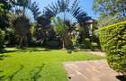 5 Bed House with En Suite in Runda - 18