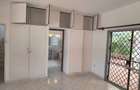 4 Bed Villa with En Suite at Links Road - 8