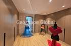 5 Bed Townhouse with En Suite in Brookside - 8