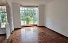 4 Bed House with En Suite at Rosslyn Heights - 17