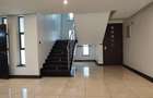 5 Bed Townhouse with En Suite in Lavington - 3