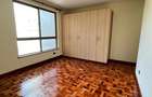 3 Bed Apartment with En Suite at Othaya Road - 10