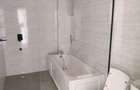4 Bed Apartment with En Suite at Parklands - 5