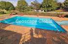 4 Bed House with En Suite in Rosslyn - 12