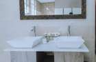 4 Bed Villa with En Suite in Kenyatta Road - 8