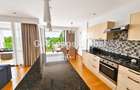 Furnished 2 Bed Apartment with En Suite in Spring Valley - 5