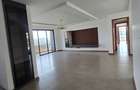 4 Bed Apartment with En Suite at Riverside - 17
