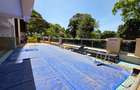 4 Bed Apartment with En Suite at Riverside Drive - 5