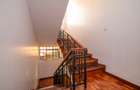 5 Bed House with En Suite in Lavington - 4
