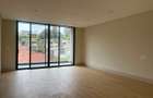 5 Bed Townhouse with En Suite in Brookside - 13