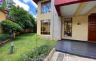 5 Bed Townhouse with En Suite in Lavington - 6