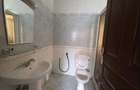 4 Bed House with En Suite at Grevillea - 7
