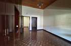 5 Bed House with En Suite at Second Parklands - 13