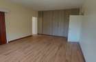 4 Bed House with Garden in Lavington - 8