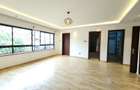 5 Bed Townhouse with En Suite at Lavington - 2